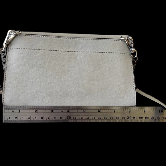 Michael Kors Large Saffiano Leather Crossbody Bag. 9.75"W X 6"H X 1.75"D - Picture 4 of 8